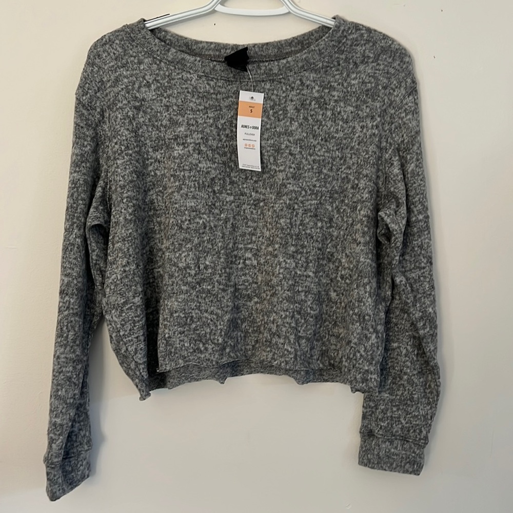 Agnes and Dora Cropped Pullover